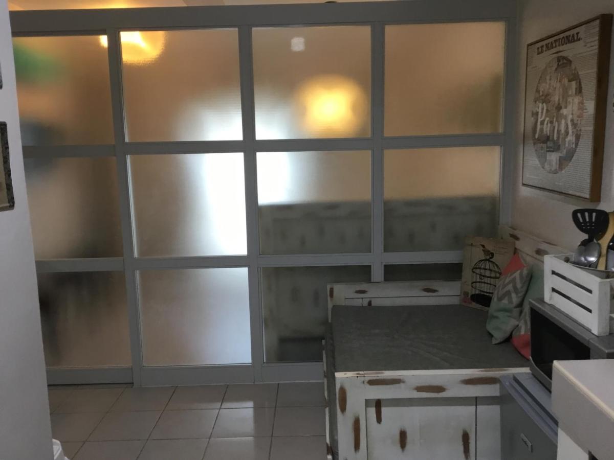 Condo With Free Swimming Pool & Viewing Deck Tagaytay City Exterior photo