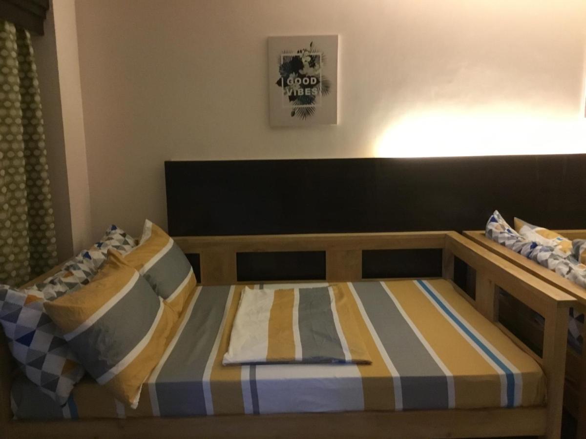 Condo With Free Swimming Pool & Viewing Deck Tagaytay City Exterior photo